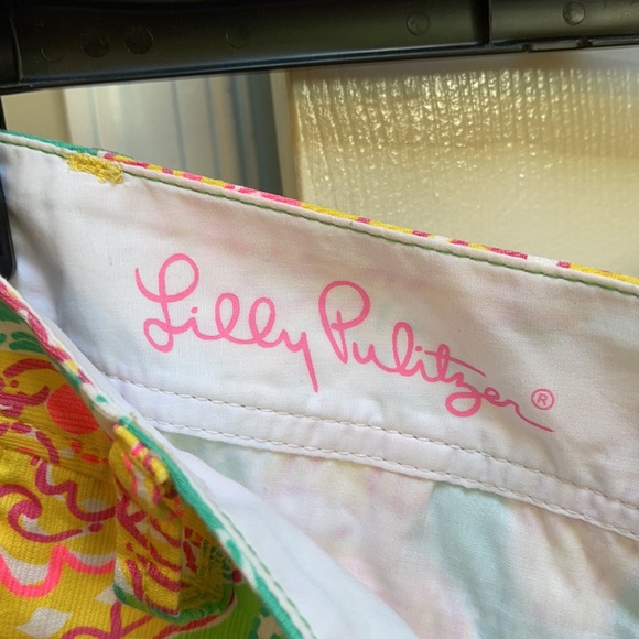 Lilly Pulitzer Walsh Shorts - Picture 4 of 7